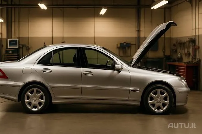 Mercedes-Benz 220 2025 — nuotrauka 2